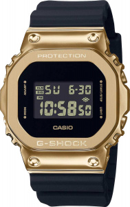 Casio GM-5600G-9